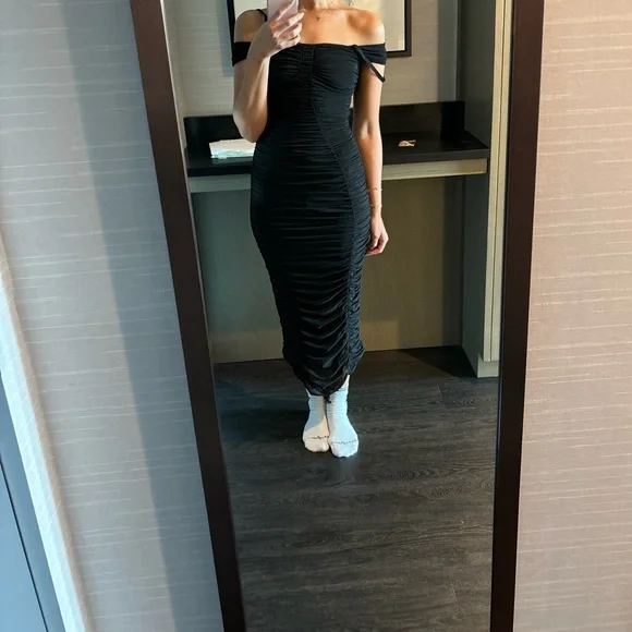 NBD Raima Maxi Dress - Picture 4 of 4